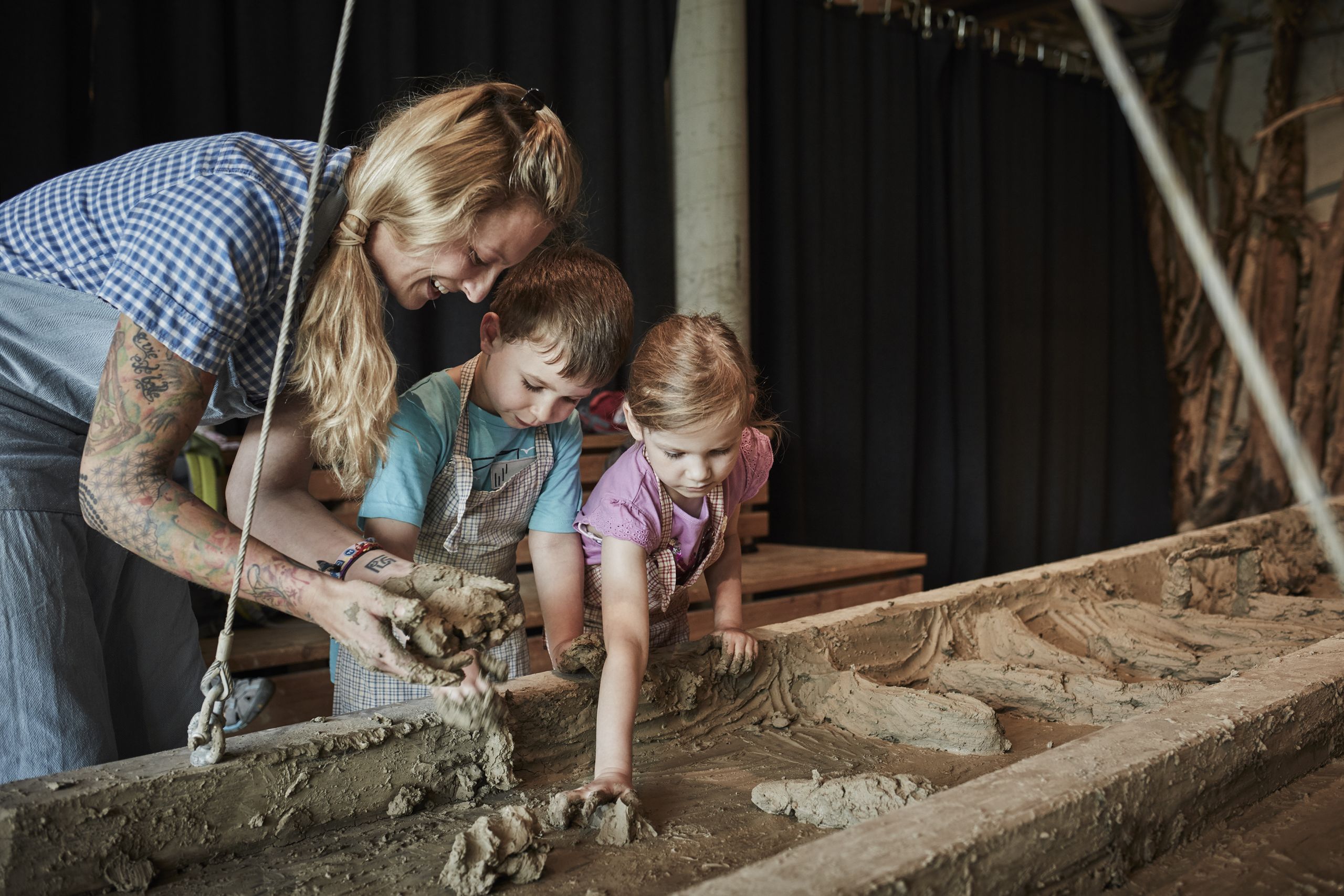 River construction in the “Blaues Wunder” (indoor)