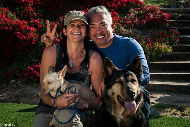 Hedi mit Hundecoach Cesar Millan aus Los Angeles