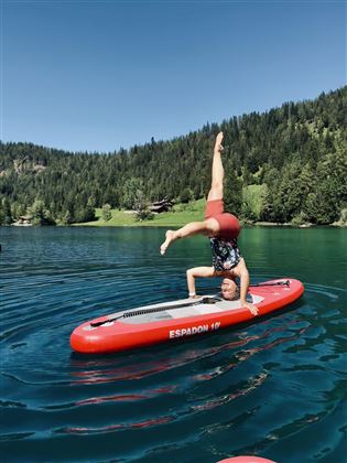 Scheffau_HintersteinerSee_SUP_Yoga