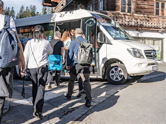 Scheffau_Wanderbus_HintersteinerSee