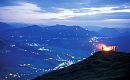 KAM_000334_Sonnwendfeuer-am-Berg-mit-Blick-ins-Tal_Fotograf-Albin-Niederstrasser.JPG