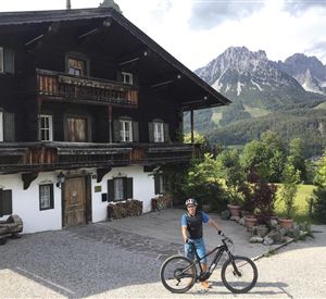 "Bergdoktor"-themed e-bike adventure tour full day