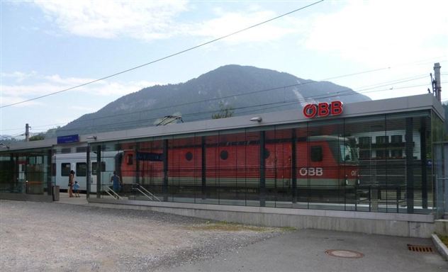 bahnhof