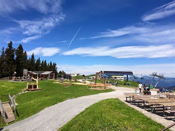 Bergrestaurant Brandstadl Aussicht Spielplatz