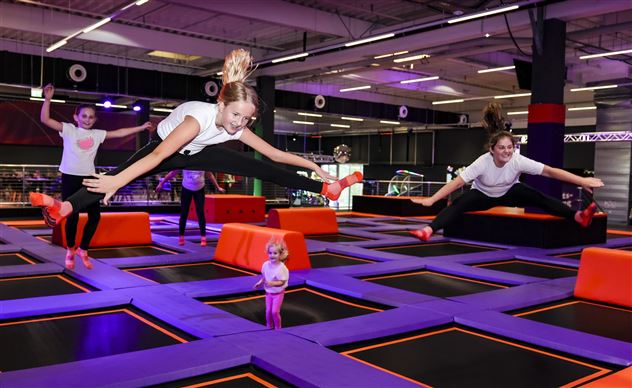 Bild 2 Jump House