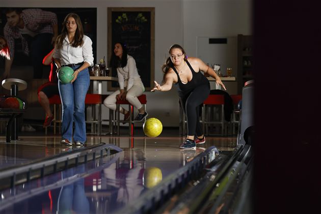 Bowling