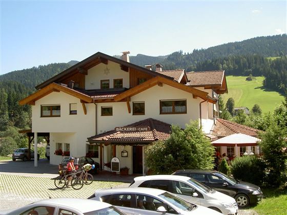 Scheffau_Kaiserbäckerei_Gschwendtner_Hausansicht