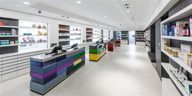 Central Apotheke II @Central Apotheke Wörgl