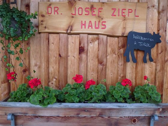 Dr. Josef Ziepl Haus