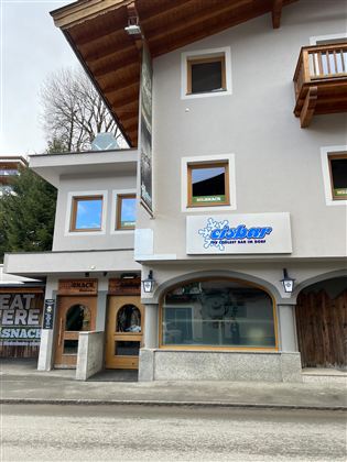 Eisbar Außenansicht