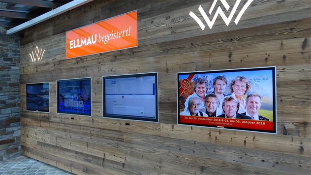 Elli - Infoscreens außen