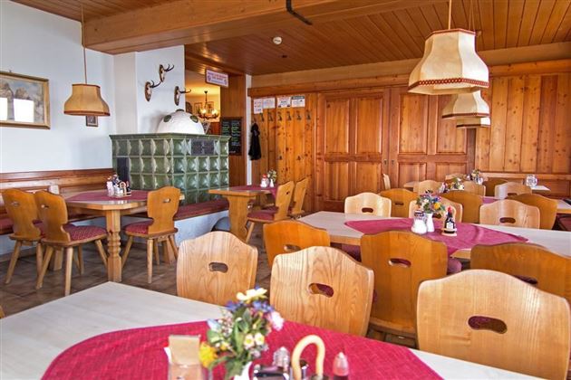 Ellmau_Gruttenhütte_Stube_Wilder_Kaiser