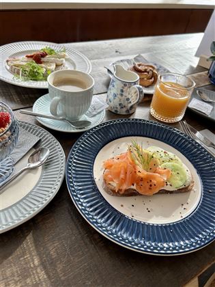 Fika Bunt Frühstück