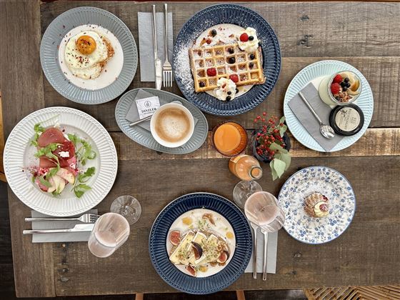 Fika Bunt Volles Frühstück