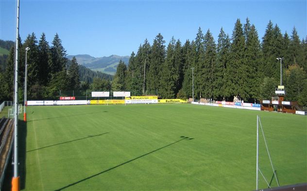 Fußballplatz