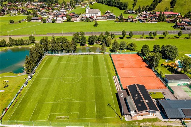 Fußballplatz