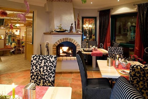 Going_Restaurant Alexandra_Wilder Kaiser (39