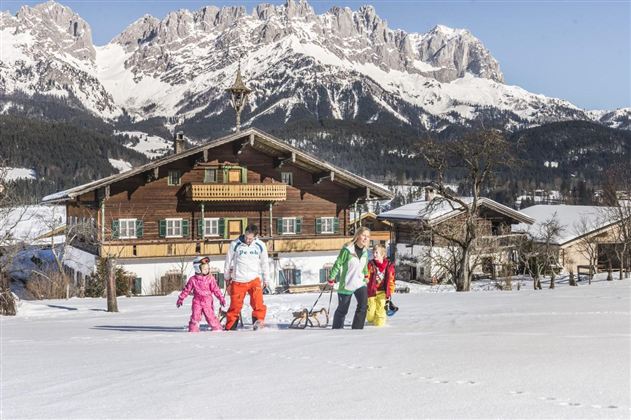 Going_Rodeln_Familie_Wilder Kaiser