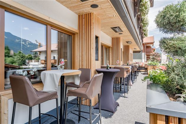 Greil Champagnerlounge Aussen