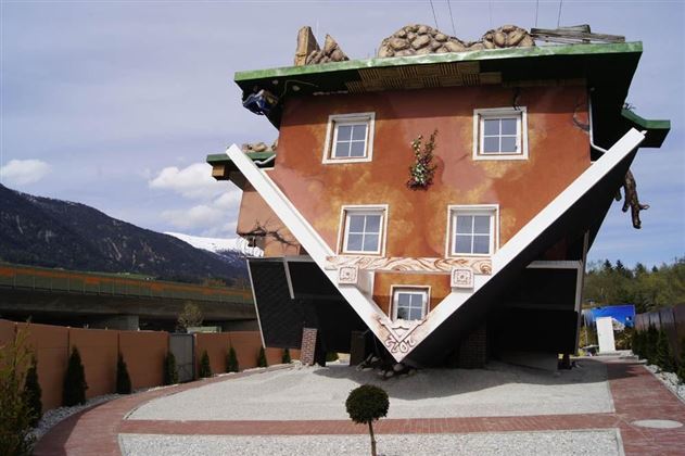 Haus steht Kopf Vomperbach