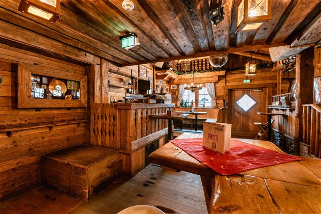 Witches' Alm Bar & Restaurant