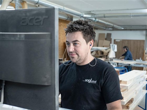 Holzmanufaktur Bad Häring Herstellung Mitarbeiter