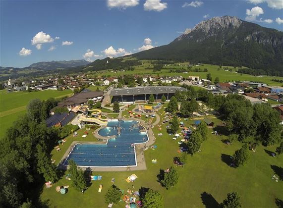 Luftaufnahme Freibad