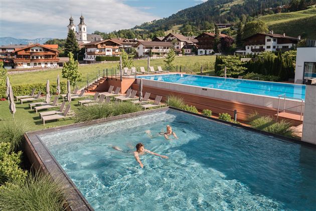 Pools (c)Stefan Ringler