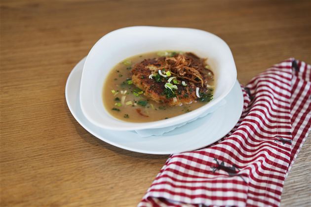 Pressknödelsuppe@Christina Ehammer