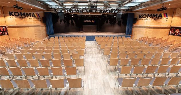 Saal Komma @komma