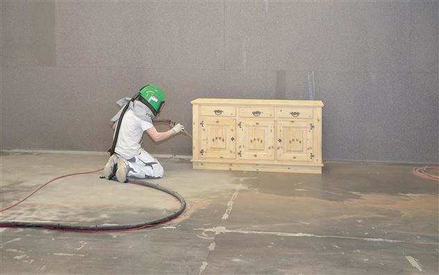 Sandstrahlen_Holz