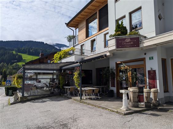 Scheffau_Pizzeria_Donatello_Außenansicht