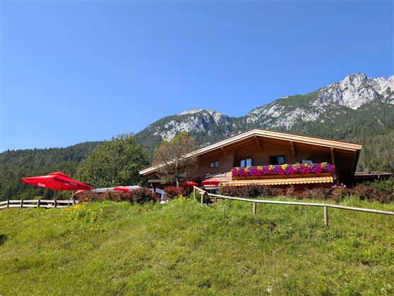 Scheffau_Seestüberl_Cafe_Restaurant_Außenansicht