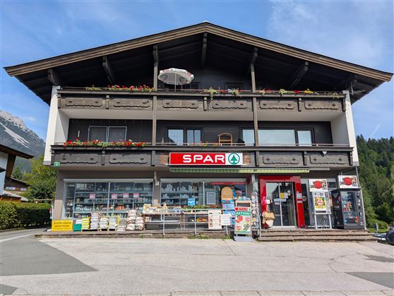 Scheffau_Spar_Geschäft_Außenansicht
