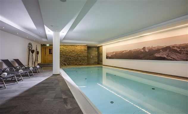 Schwimmbad 3