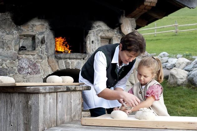 Söll_Brot backen_Wilder Kaiser