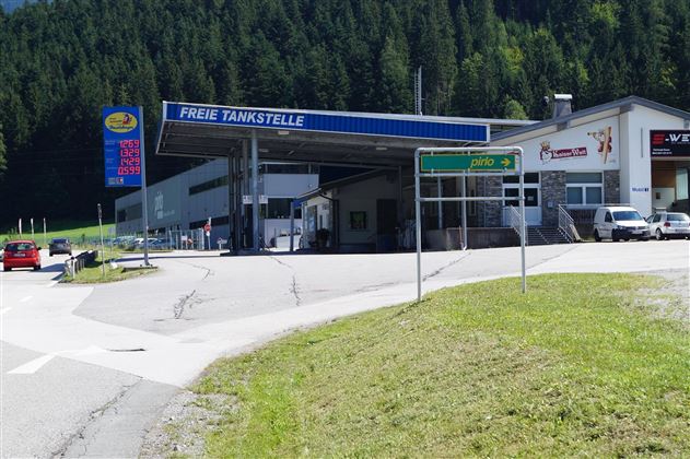 Söll_Freie Tankstelle_Wilder Kaiser
