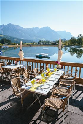 Söll_Frühstück_am_See