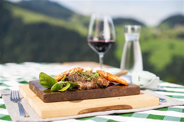 Söll_Genussgericht vom Gruberhof_Wilder Kaiser