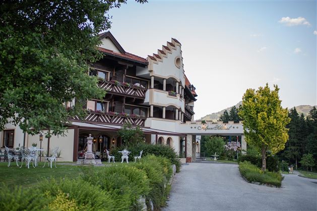 Söll_Hotel_AlpenSchlössl_Sommer_Hohe_Salve