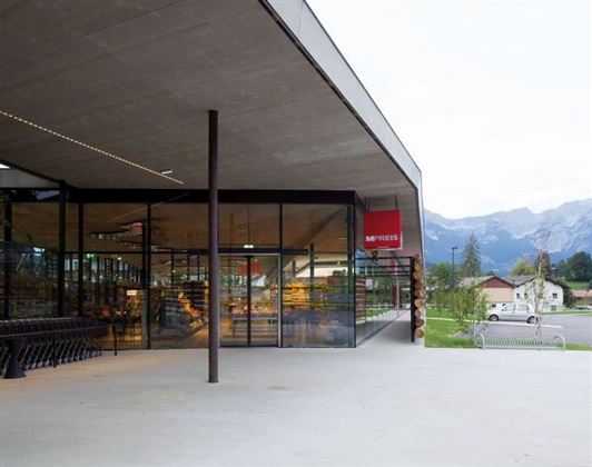 Söll_MPREIS Außenansicht_Wilder Kaiser