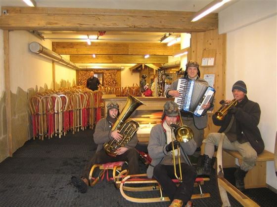 Söll_Rodelverleih8_WilderKaiser