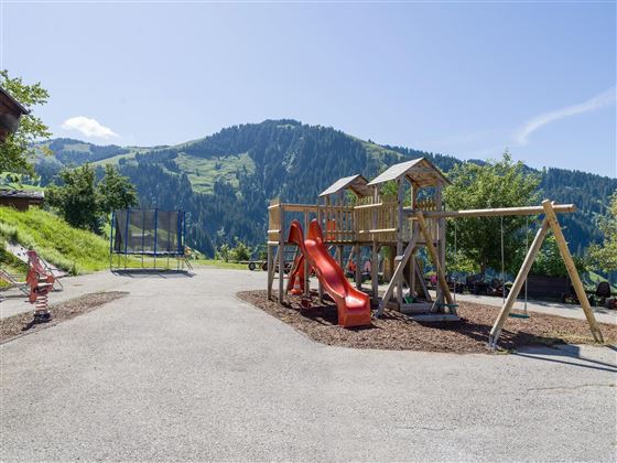 Söll_Spielplatz am Gruberhof_Wilder Kaiser