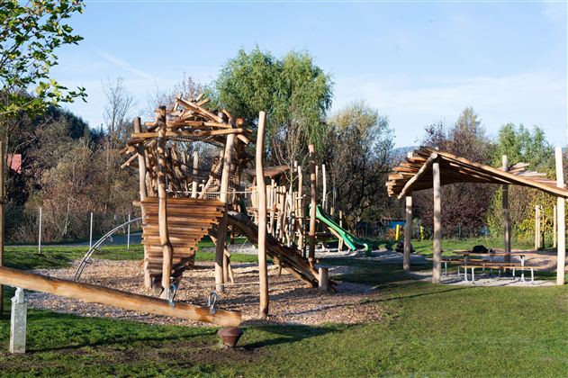 Spielplatz @ Region Hohe Salve - Larissa Weisskopf