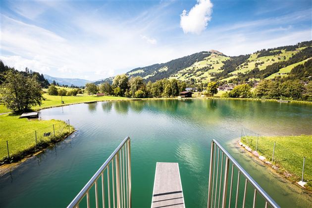 Sprungbrett am Badesee