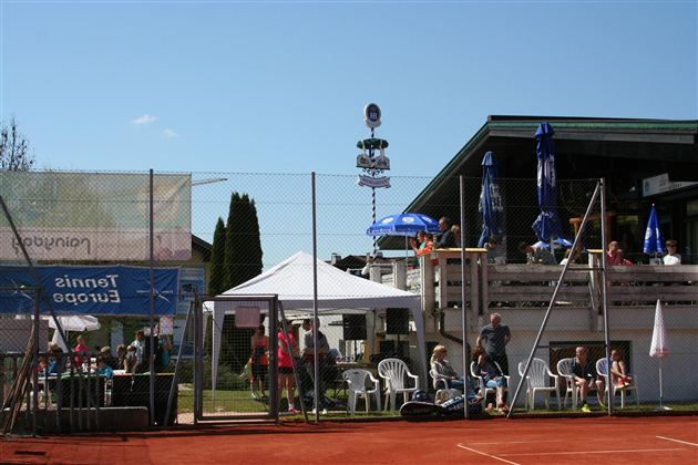 Tennisplatz 1