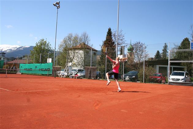 Tennisplatz 4