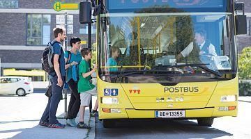 VVT Regiobus Haltestelle Familie