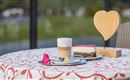 Bettina_Kaffee_und_Kuchen