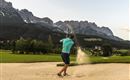 Ellmau_Golfer beim Abschlag_Wilder Kaiser